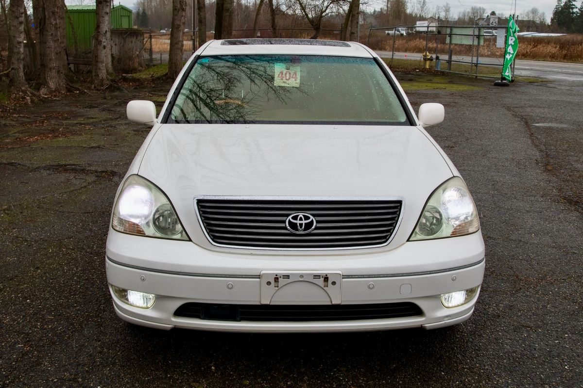 2001 Toyota Celsior Type C RWD, Leather, PS, PW, AC, Automatic