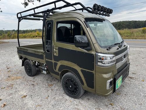 2022 Daihatsu HiJet Japanese Minitruck [#12961] (ac, ps, Hard cargo)