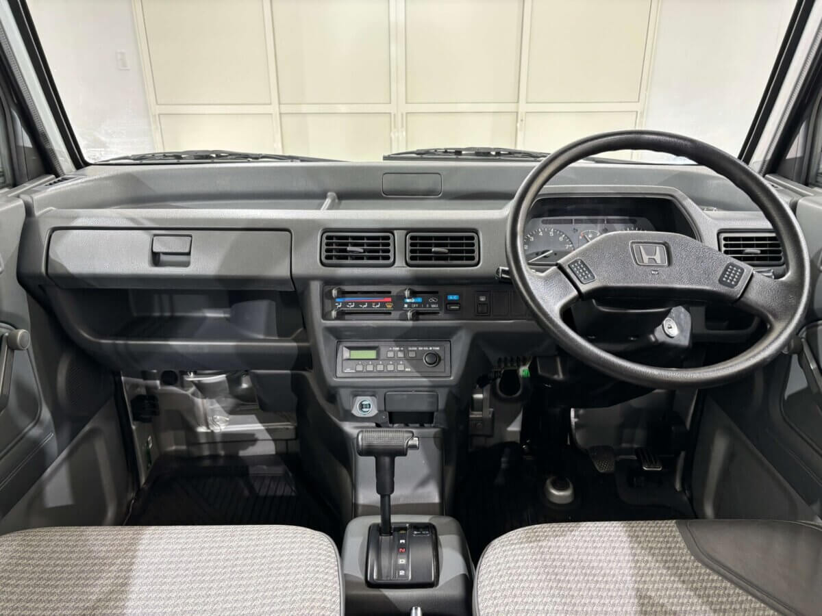 Photo 8