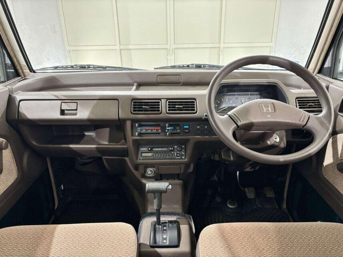 Photo 8