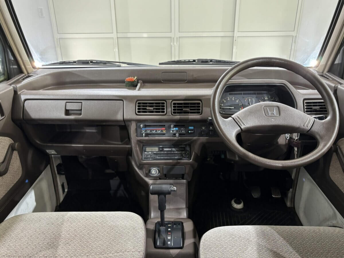 Photo 8