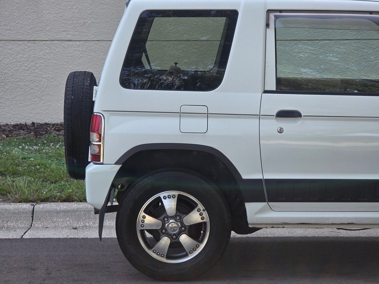 Photo 4