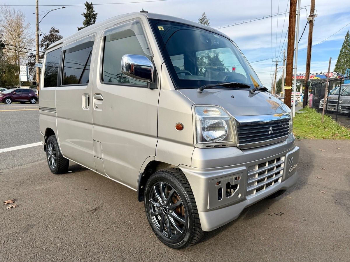 2000 Mitsubishi Townbox EFI 4WD, PS, AC,PW, PL, Airbags, Auto