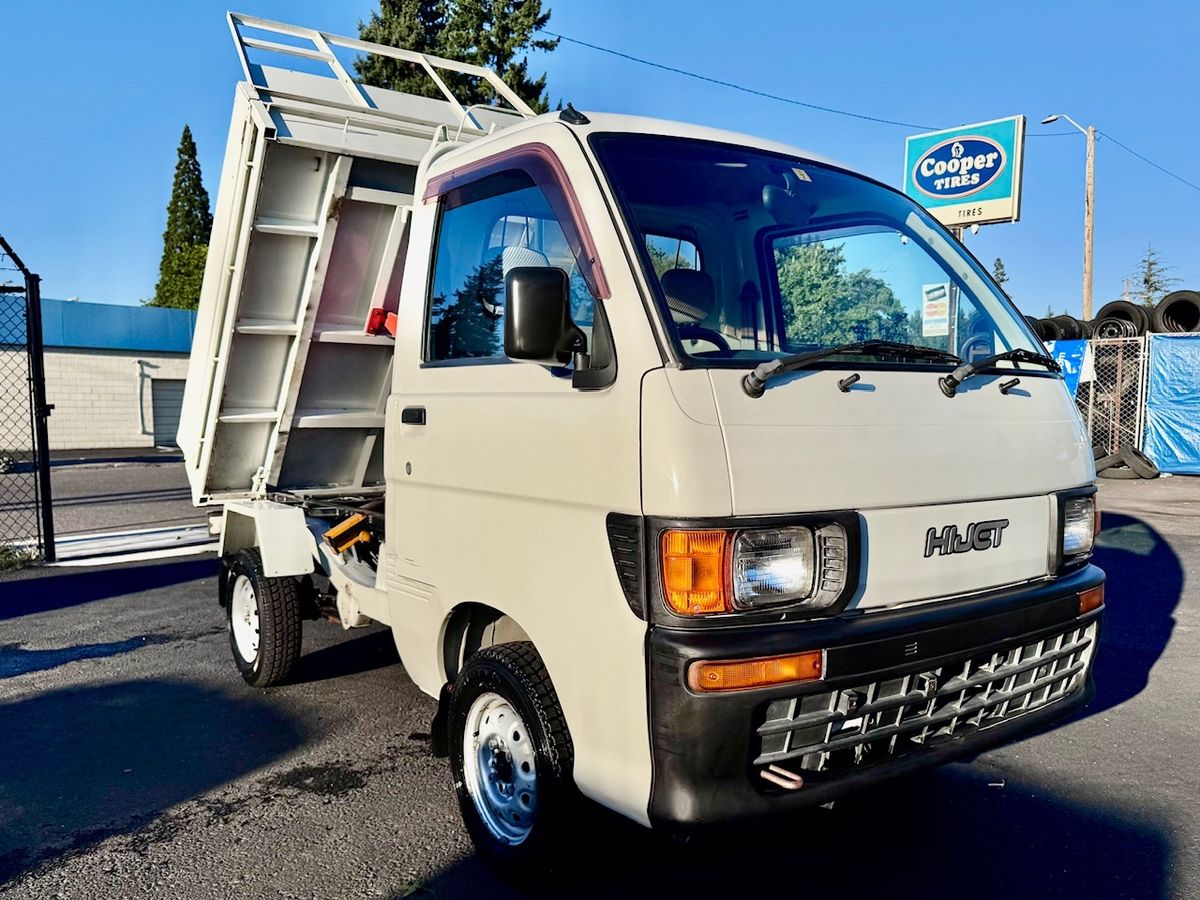 1997 Daihatsu Hi-Jet Low Dump 4WD, 2Hi-4Hi-4Lo, AC 5MT Difflock