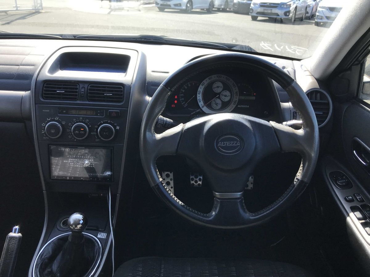 2001 Toyota Altezza X Edition RWD, PS, PW, AC, 5 Speed Manual