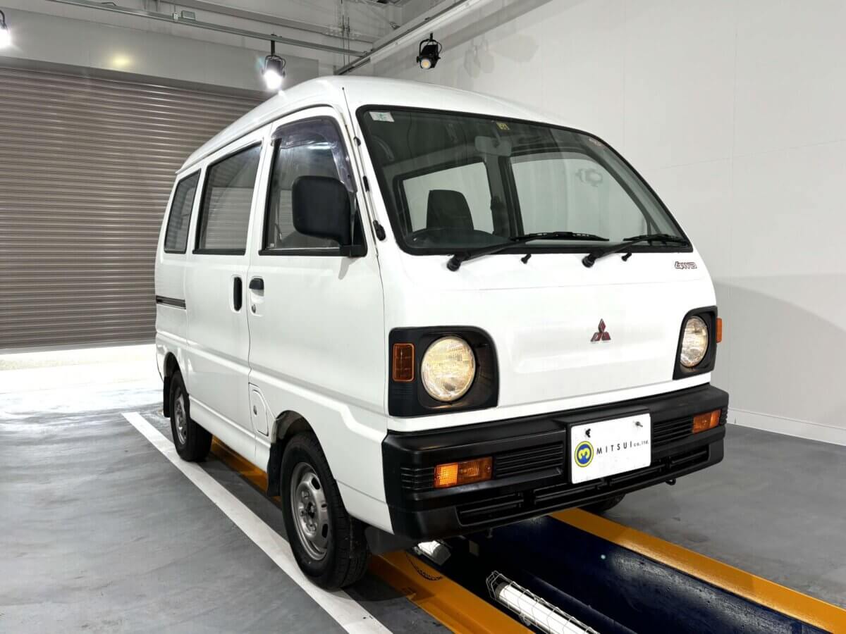 1993 Mitsubishi Minicab Van