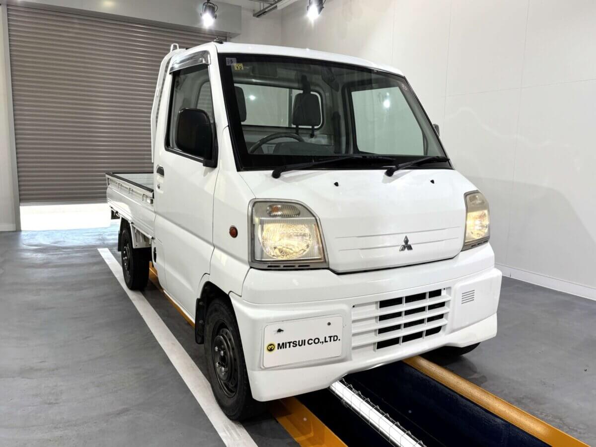 2000 Mitsubishi Minicab Truck