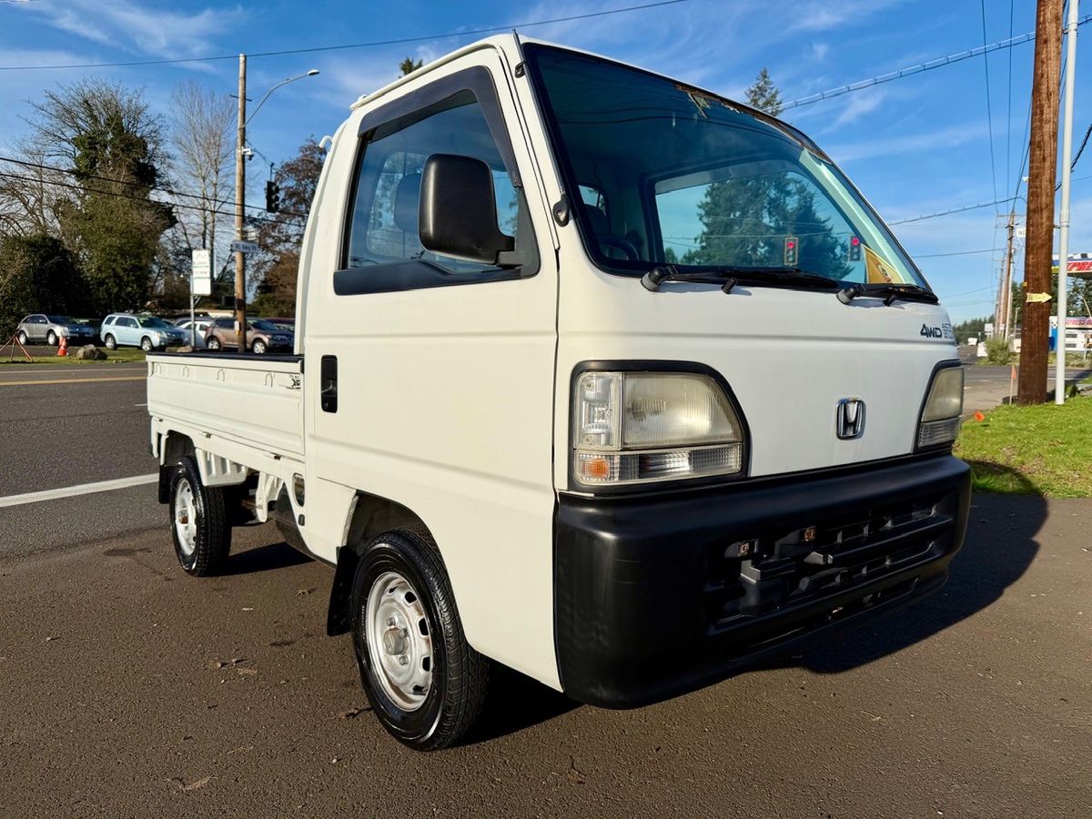 1998 Honda Acty Super Delux 4WD Mid-Engine, AC, 5MT, Like New!
