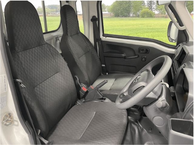 Daihatsu Hijet Jumbo Auto (Silver) photo 4